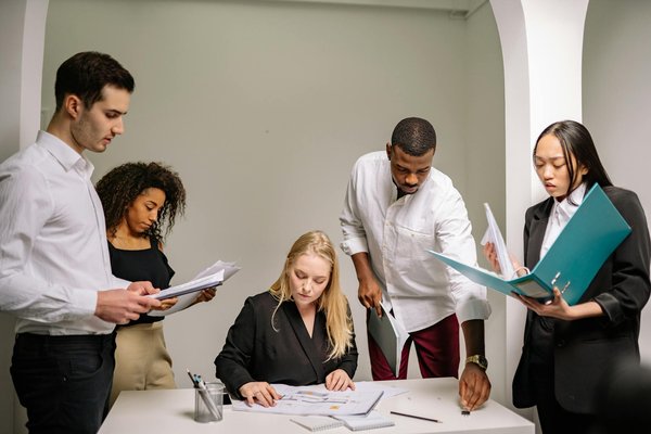 What Are the Implications of 5G Expansion on Urban and Rural Real Estate Markets?