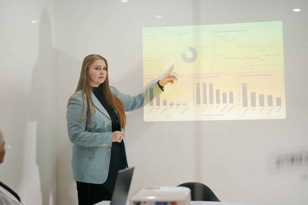 How to Develop Leadership Skills Within High School Sports Teams?